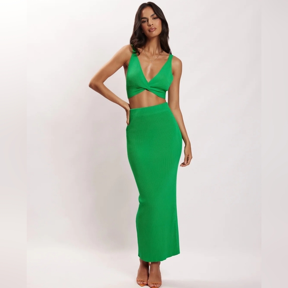 MESHKI- KAESHA Twist Front Knit Top Sz.XS & KAESHA Split Maxi Knitted Skirt Sx:S - Picture 4 of 8